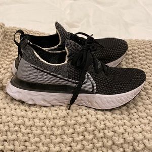 Nike Infinity Reacts